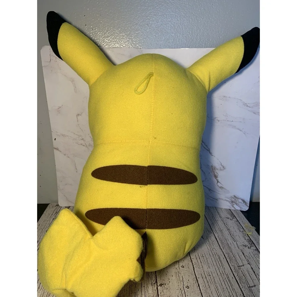 Pokemon Pikachu Jumbo Soft 16